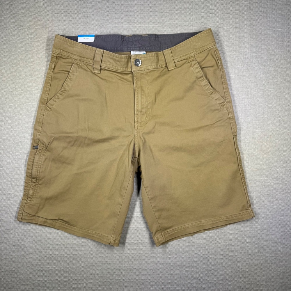 Columbia Mens Regular Fit Utility Shorts Khaki Tan Cotton Stretch Size 32 NWT